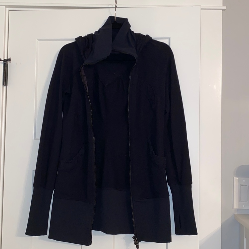 Black lululemon jacket